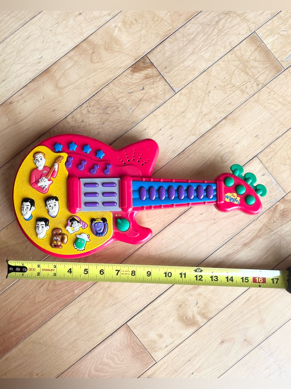 The Wiggles 2003 Y2K PLAY ALONG Musical Red Guitar by Spin Master WORKS - Picture 7 of 7